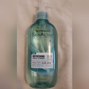 Garnier SkinActive Refreshing Facial Cleanser